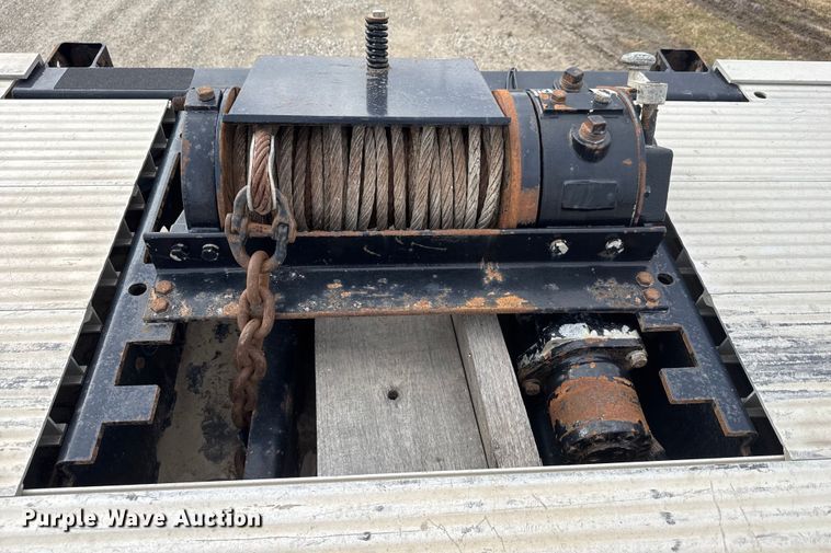 image for item NB9026 2014 Landoll Hauloll 835 lowboy equipment trailer