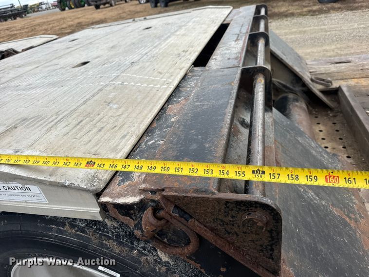 image for item NB9026 2014 Landoll Hauloll 835 lowboy equipment trailer