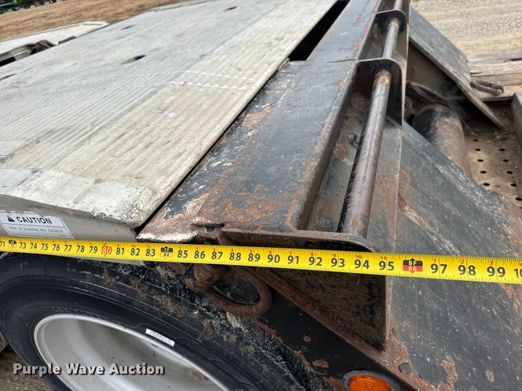 image for item NB9026 2014 Landoll Hauloll 835 lowboy equipment trailer