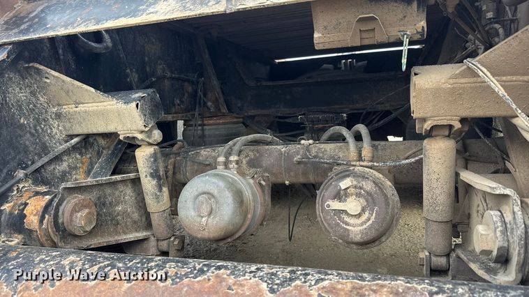 image for item NB9026 2014 Landoll Hauloll 835 lowboy equipment trailer