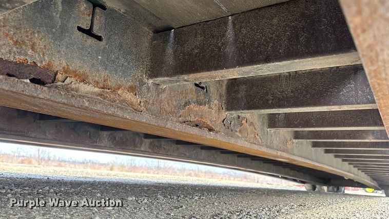 image for item NB9026 2014 Landoll Hauloll 835 lowboy equipment trailer