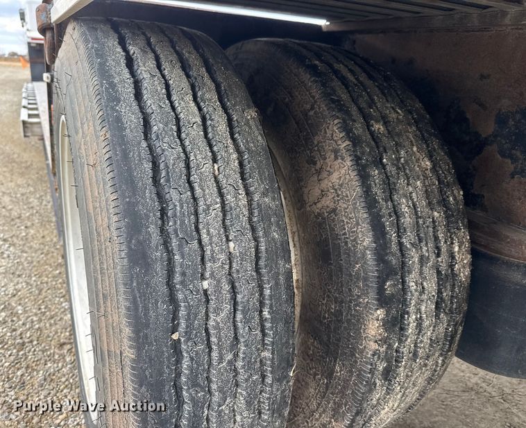 image for item NB9026 2014 Landoll Hauloll 835 lowboy equipment trailer