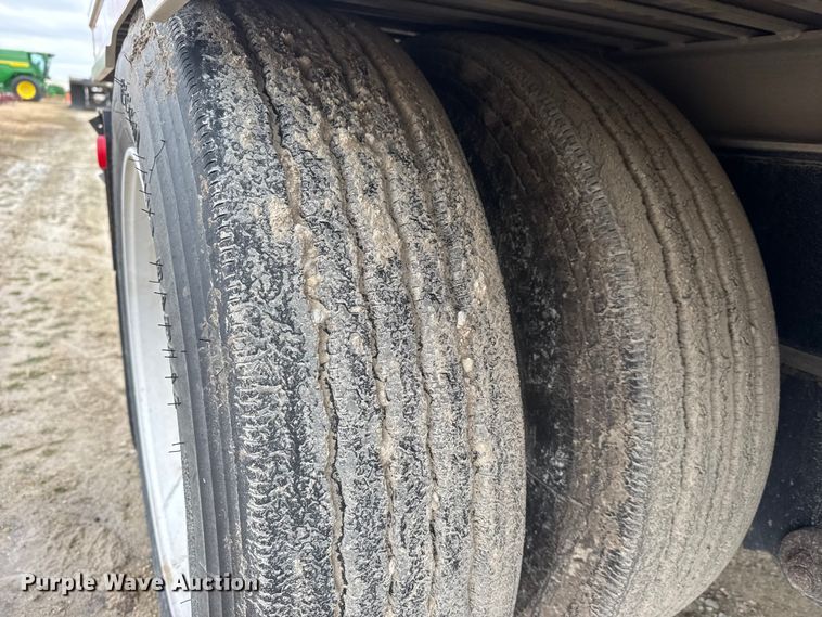 image for item NB9026 2014 Landoll Hauloll 835 lowboy equipment trailer