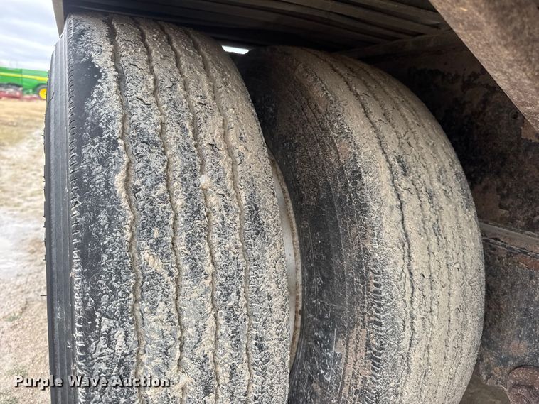 image for item NB9026 2014 Landoll Hauloll 835 lowboy equipment trailer