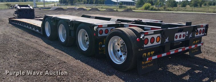 image for item NU9732 2016 XL Specialized Trailers XL110HDG lowboy equipment trailer