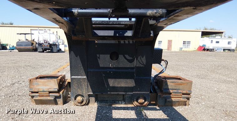 image for item NU9732 2016 XL Specialized Trailers XL110HDG lowboy equipment trailer