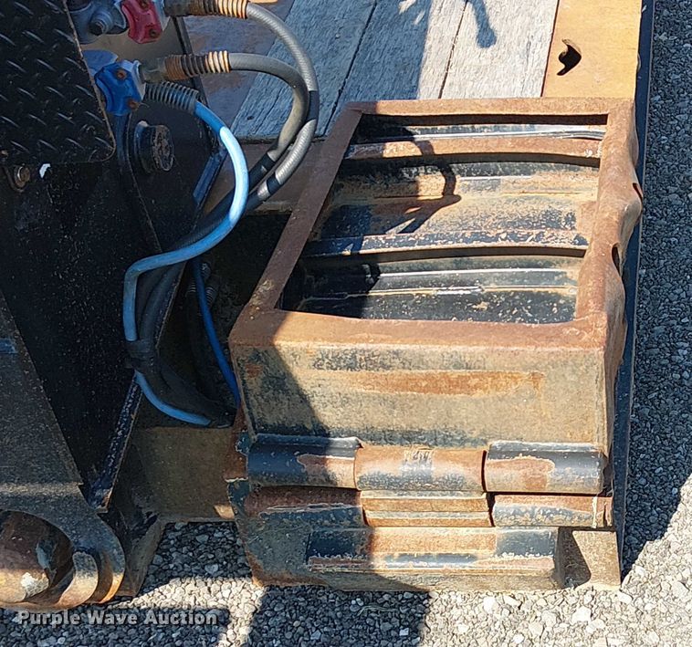 image for item NU9732 2016 XL Specialized Trailers XL110HDG lowboy equipment trailer