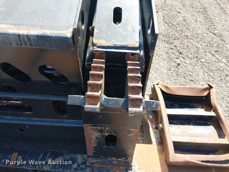 image for item NU9732 2016 XL Specialized Trailers XL110HDG lowboy equipment trailer