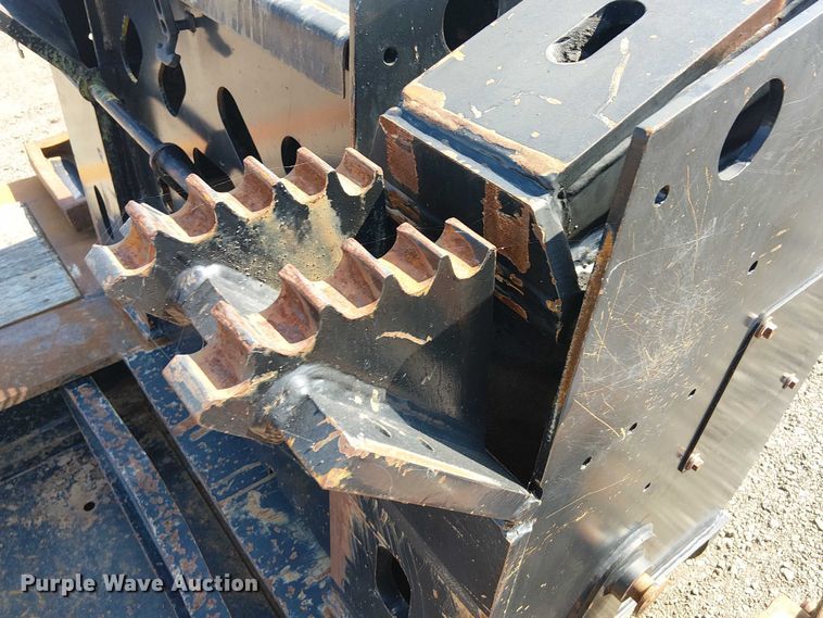 image for item NU9732 2016 XL Specialized Trailers XL110HDG lowboy equipment trailer