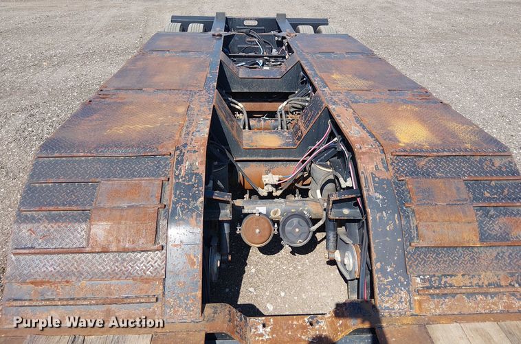 image for item NU9732 2016 XL Specialized Trailers XL110HDG lowboy equipment trailer