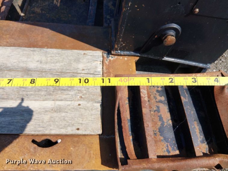 image for item NU9732 2016 XL Specialized Trailers XL110HDG lowboy equipment trailer