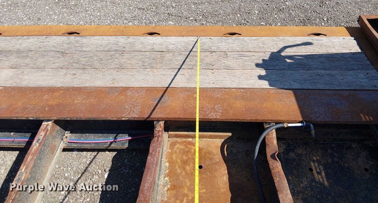 image for item NU9732 2016 XL Specialized Trailers XL110HDG lowboy equipment trailer