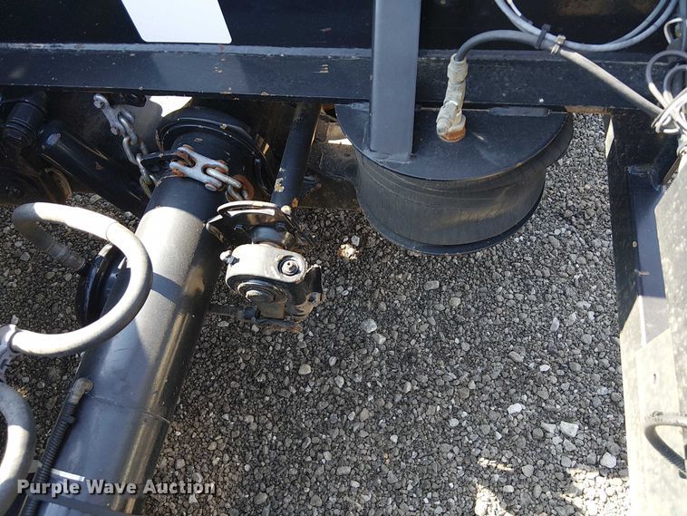 image for item NU9732 2016 XL Specialized Trailers XL110HDG lowboy equipment trailer