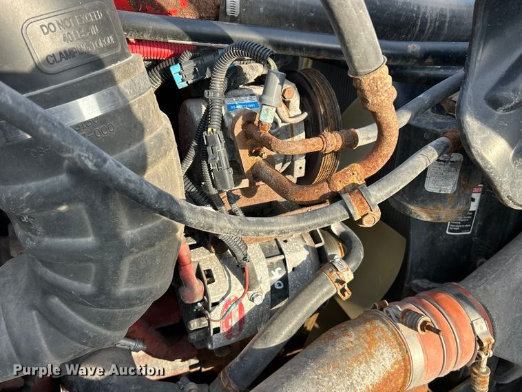 image for item YA0659 2016 Freightliner Cascadia semi truck