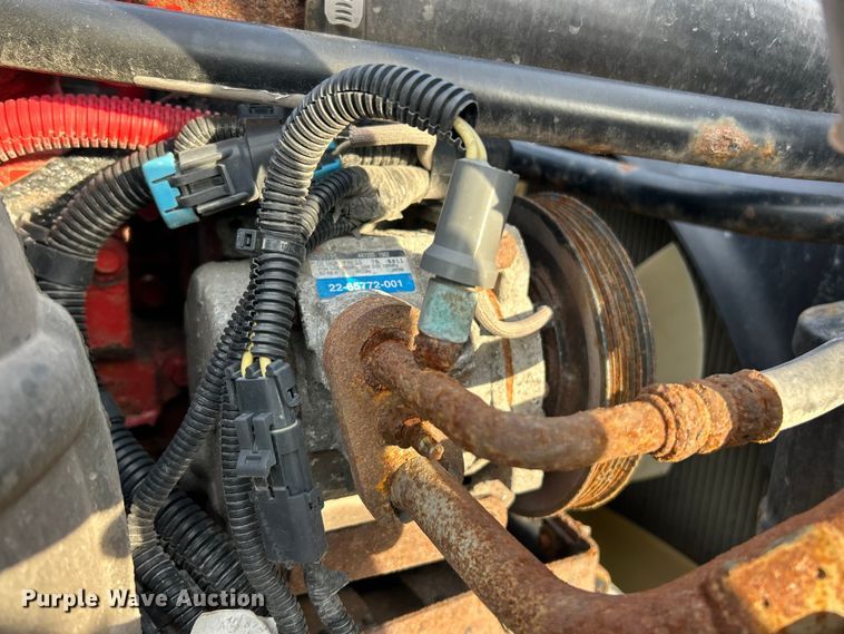 image for item YA0659 2016 Freightliner Cascadia semi truck