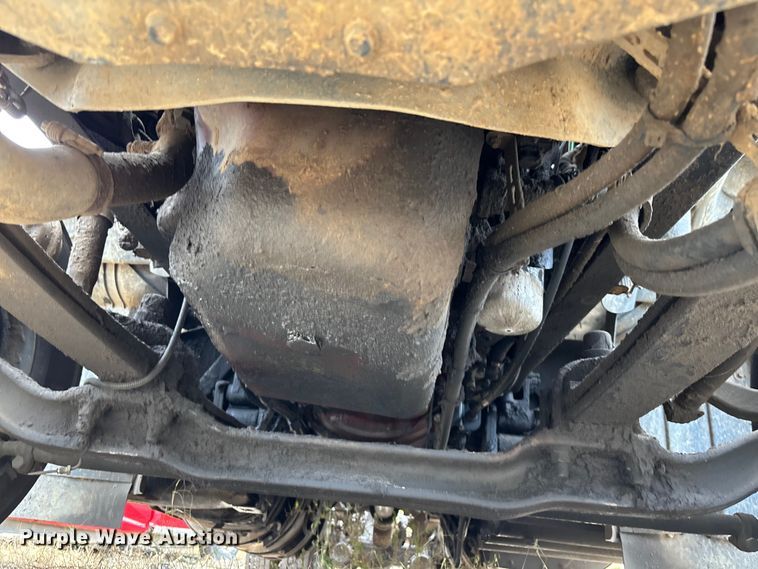 image for item YA0729 2015 Mack CX613 semi truck