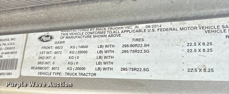 image for item YA0729 2015 Mack CX613 semi truck