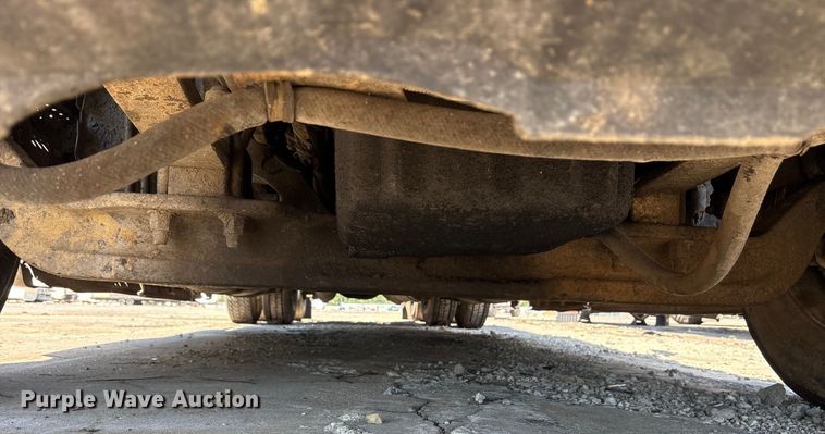 image for item YA0958 2013 Freightliner Cascadia semi truck