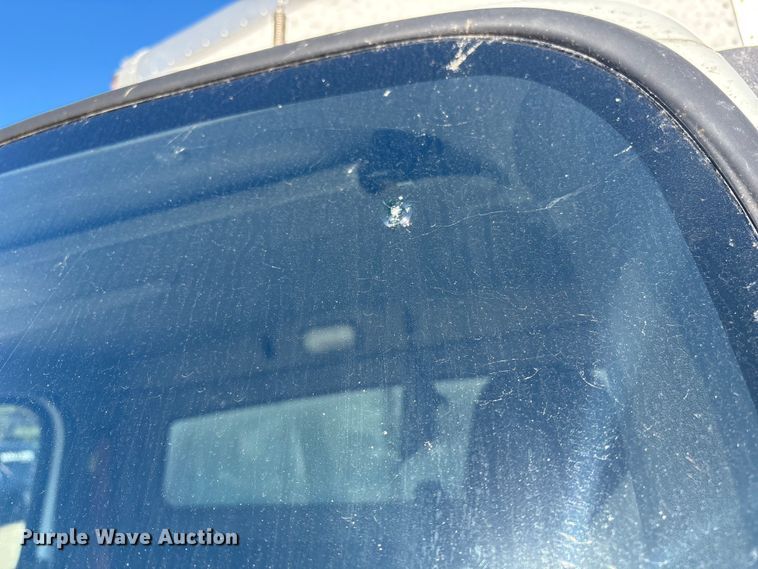 image for item YA1092 2017 Freightliner Business Class M2 box truck