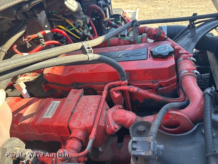 image for item YA1092 2017 Freightliner Business Class M2 box truck