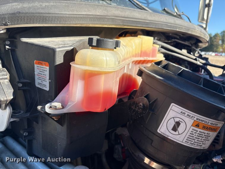 image for item YA1092 2017 Freightliner Business Class M2 box truck