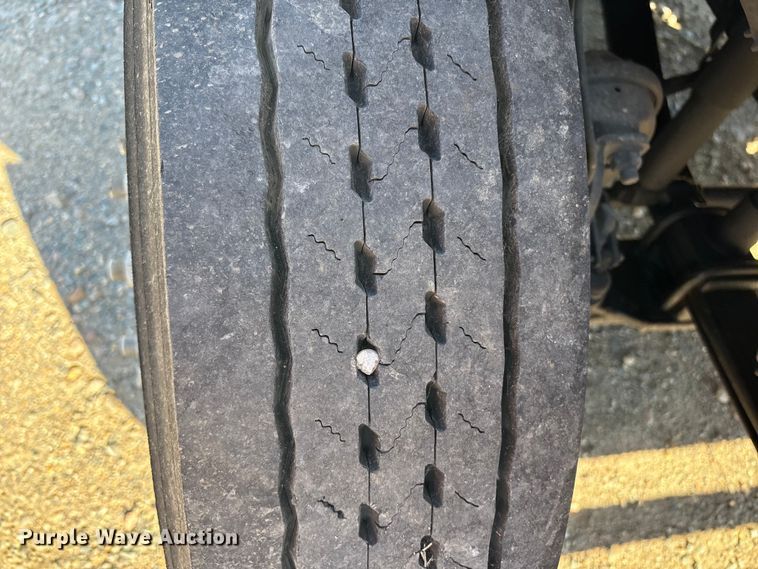 image for item YA1092 2017 Freightliner Business Class M2 box truck