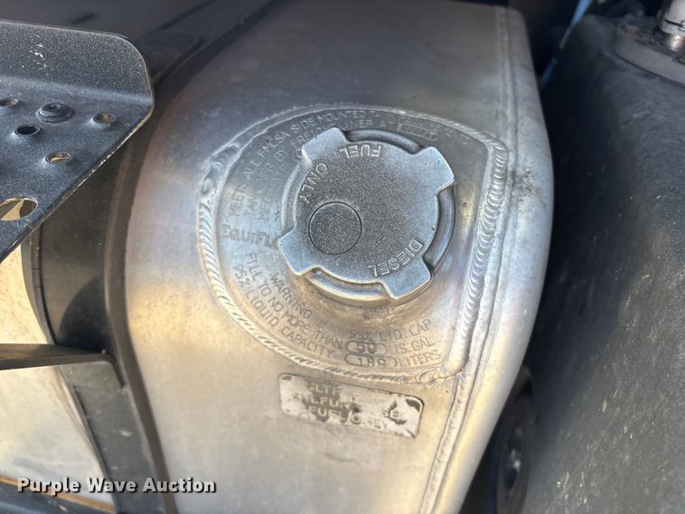 image for item YA1092 2017 Freightliner Business Class M2 box truck