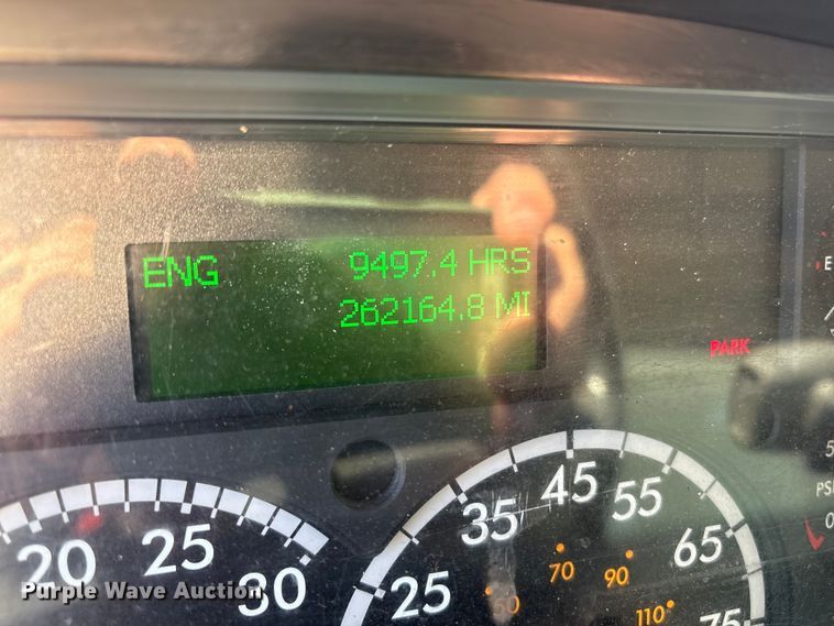 image for item YA1092 2017 Freightliner Business Class M2 box truck