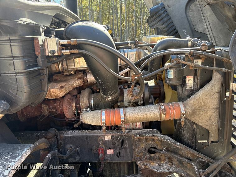 image for item YA1150 2016 Freightliner Cascadia semi truck