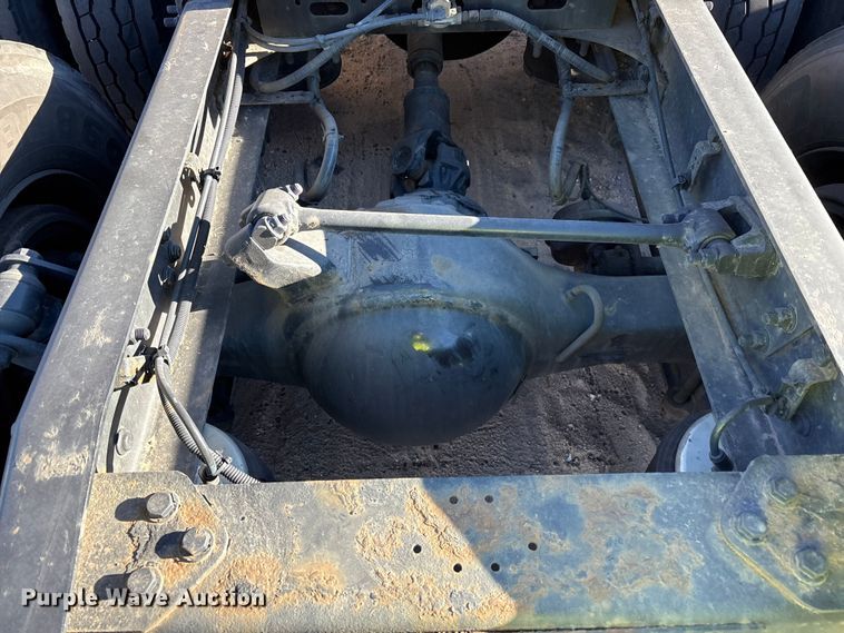 image for item YA1278 2018 Freightliner Cascadia semi truck