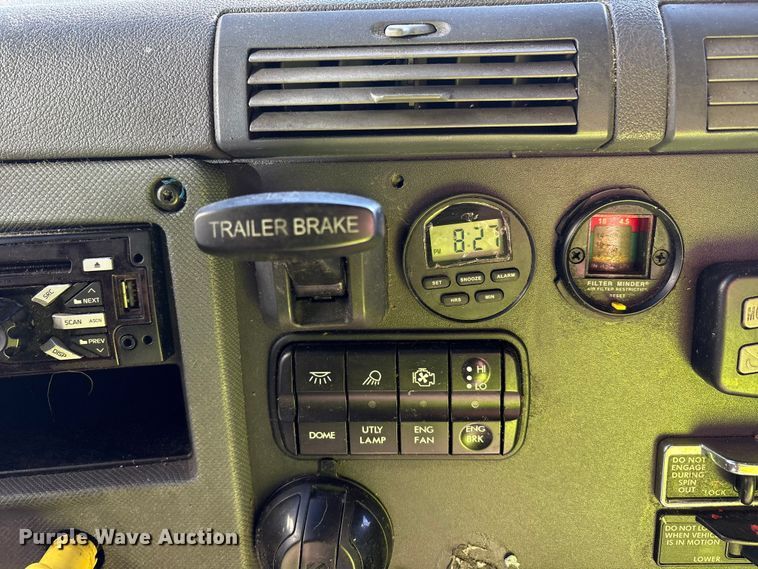 image for item YA1278 2018 Freightliner Cascadia semi truck