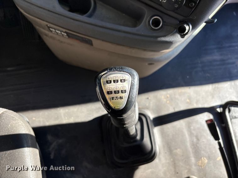 image for item YA1278 2018 Freightliner Cascadia semi truck