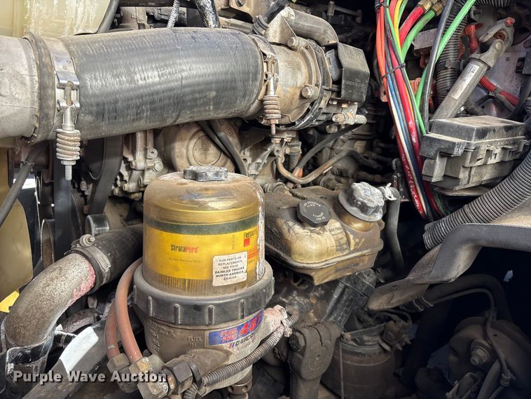 image for item YA1278 2018 Freightliner Cascadia semi truck