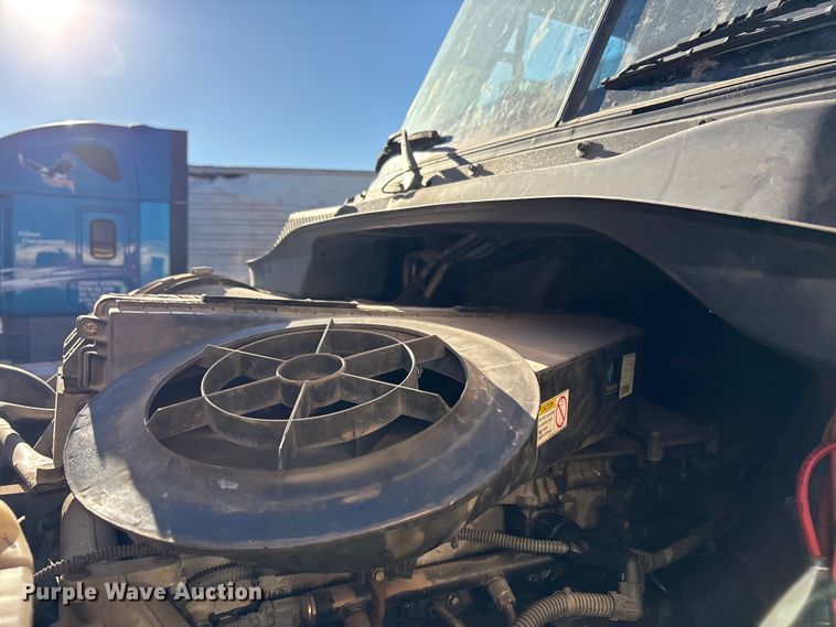 image for item YA1278 2018 Freightliner Cascadia semi truck