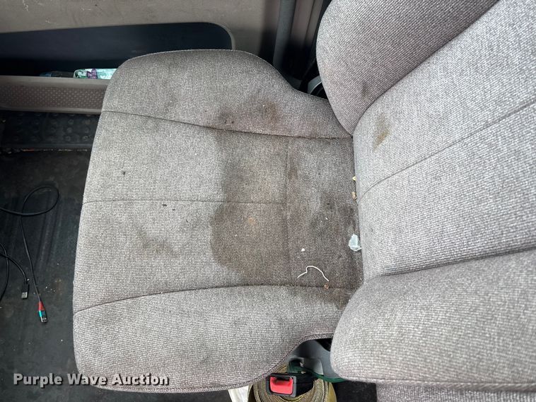 image for item YA1476 2020 Freightliner Cascadia semi truck