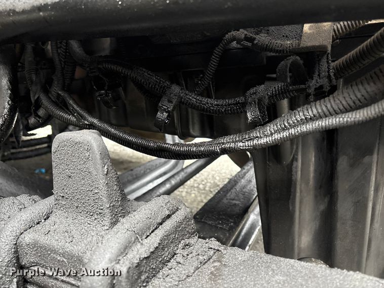 image for item YA1476 2020 Freightliner Cascadia semi truck