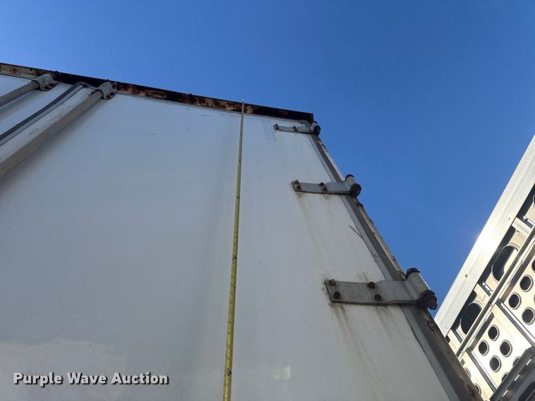 image for item YA1517 1995 Wabash dry van trailer