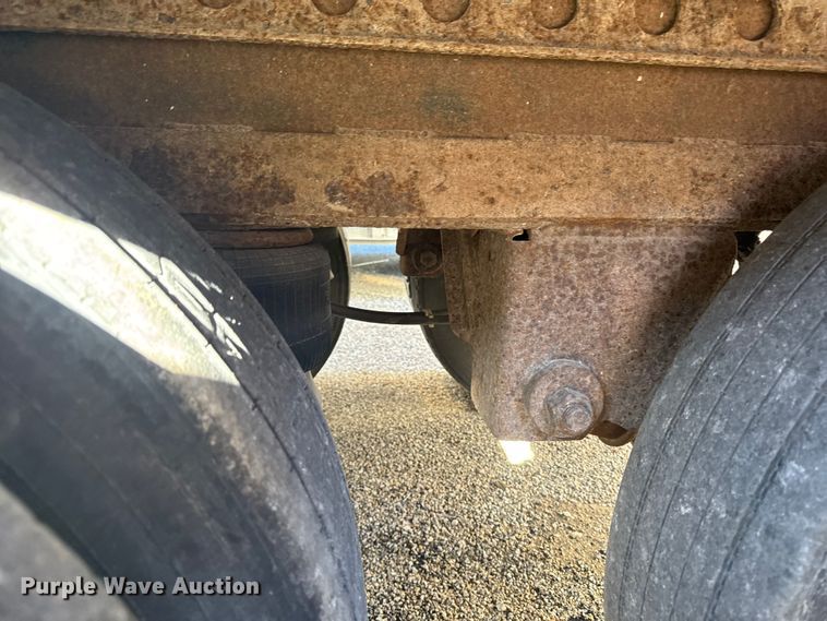 image for item YA1517 1995 Wabash dry van trailer