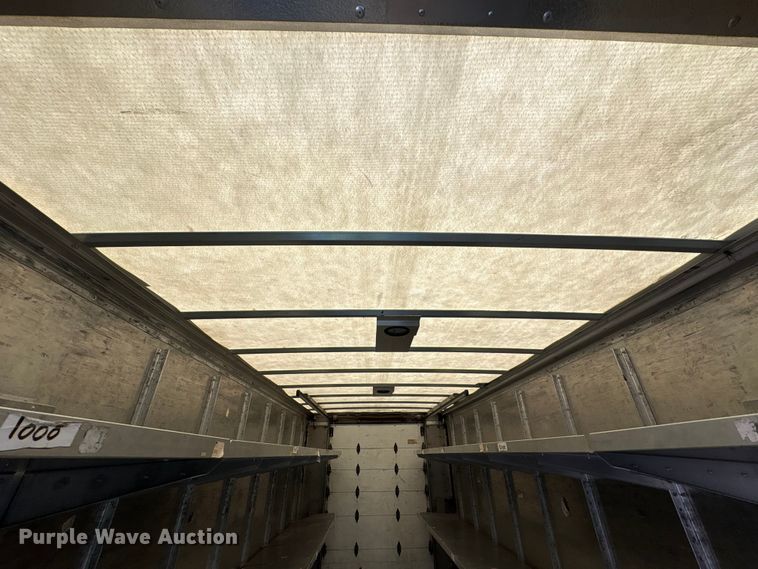 image for item YA1573 2021 Ford E450 Super Duty delivery truck