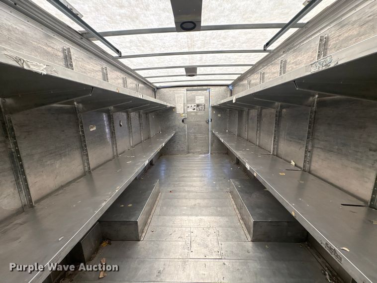 image for item YA1573 2021 Ford E450 Super Duty delivery truck