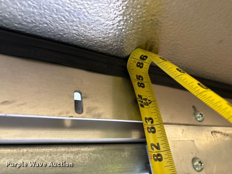 image for item YA1573 2021 Ford E450 Super Duty delivery truck