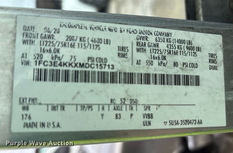 image for item YA1573 2021 Ford E450 Super Duty delivery truck