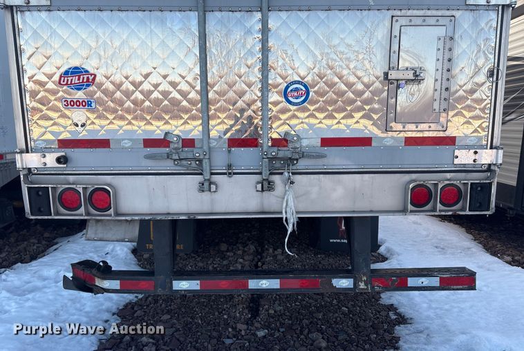 image for item YA1614 2022 Utility VS2RA refrigerated van trailer