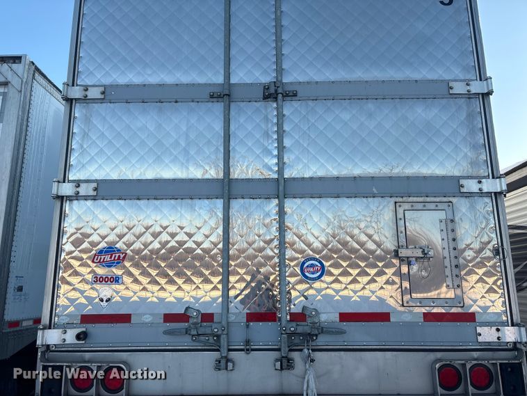 image for item YA1614 2022 Utility VS2RA refrigerated van trailer