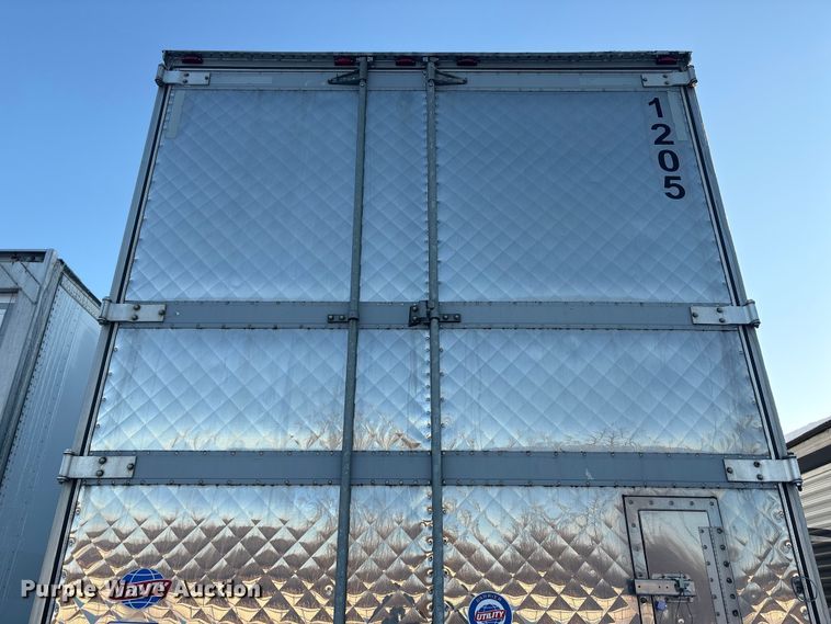 image for item YA1614 2022 Utility VS2RA refrigerated van trailer