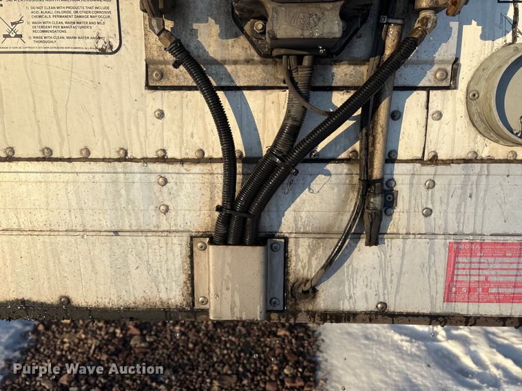 image for item YA1614 2022 Utility VS2RA refrigerated van trailer