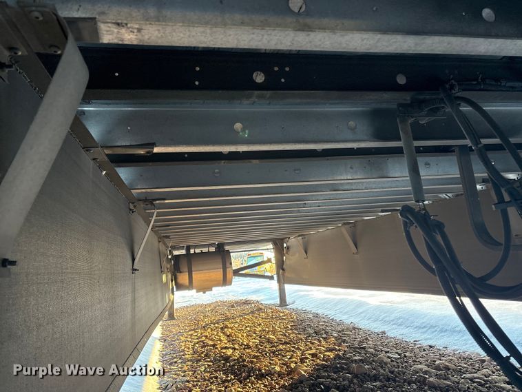 image for item YA1614 2022 Utility VS2RA refrigerated van trailer