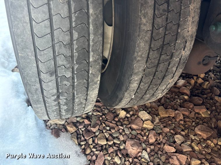 image for item YA1614 2022 Utility VS2RA refrigerated van trailer