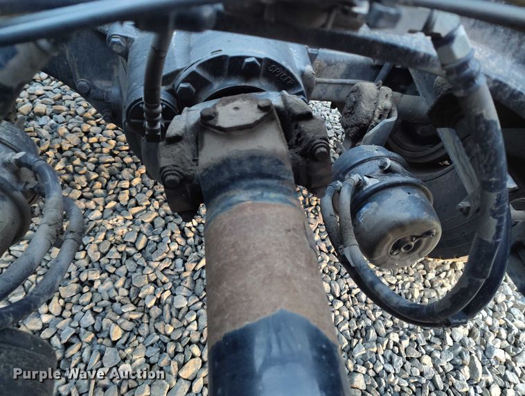 image for item YA1622 2016 Kenworth  T880 semi truck