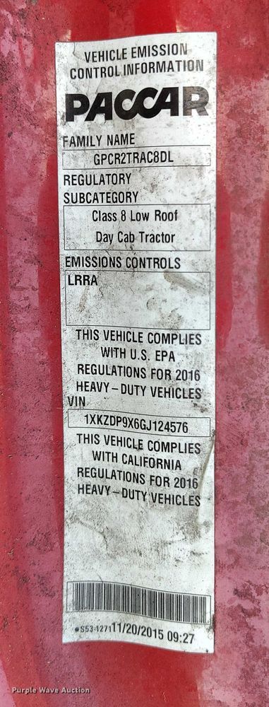 image for item YA1622 2016 Kenworth  T880 semi truck